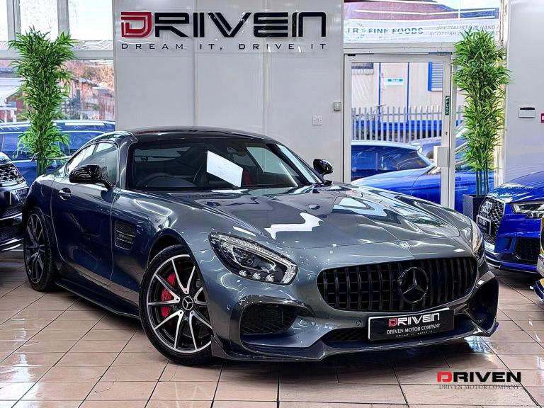 MERCEDES BENZ GT S 4.0 V8 AMG BiTURBO PREM + PAN ROOF+ CARBON KIT+ FREE DELIVERY