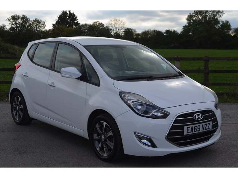 Hyundai Ix20 SE Nav Hatchback Petrol Automatic