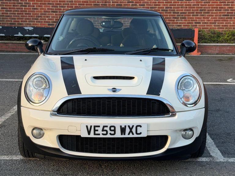 2009 (59) Mini Cooper S  HATCHBACK, Hatchback, 1.6 Petrol, 3 doors Manual Low Mileage 
