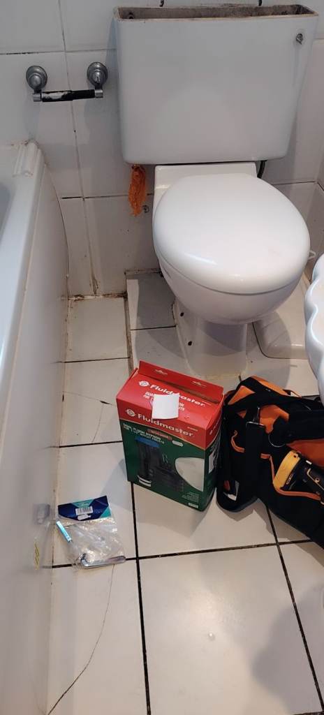 Emergency plumbing service London