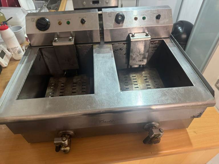 image for COMMERCIAL DEEP FAT FRYER 13 LTR  for Restaurant