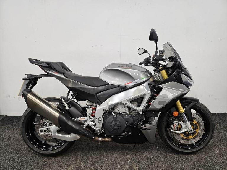APRILIA TUONO V4 1100 ** QUICKSHIFTER - 2 KEYS - 12 MONTH MOT ** 