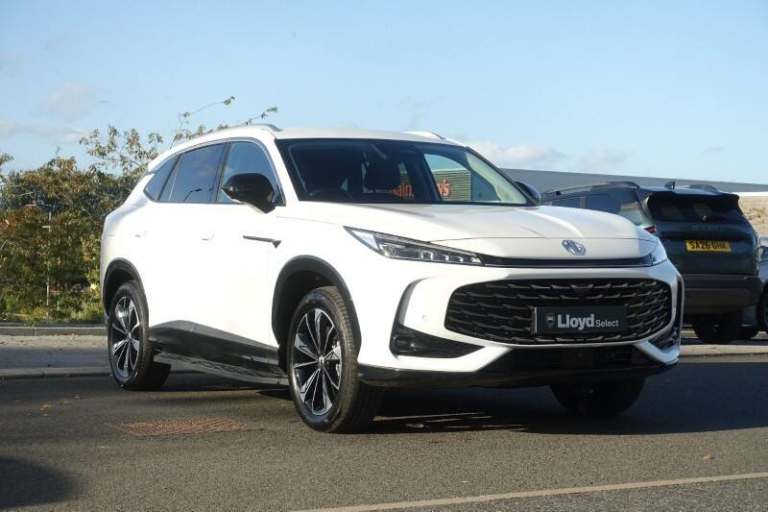 MG MOTOR UK HS 1.5 T-GDI PHEV Trophy 5dr Auto