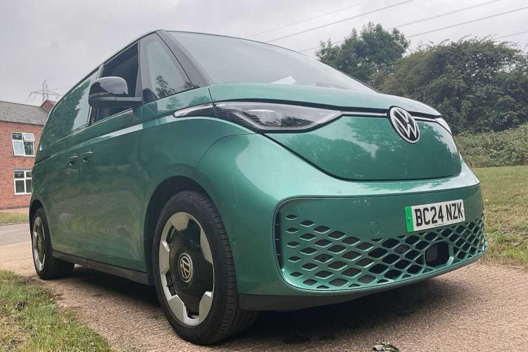 2024 Volkswagen ID. Buzz Cargo 150kW Commerce Plus 77kWh Auto Van Electric Automatic