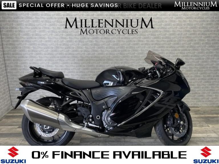 BRAND NEW SUZUKI GSX1300 R HAYABUSA SUPER SPORTS PERFORMANCE MOTORCYCLE