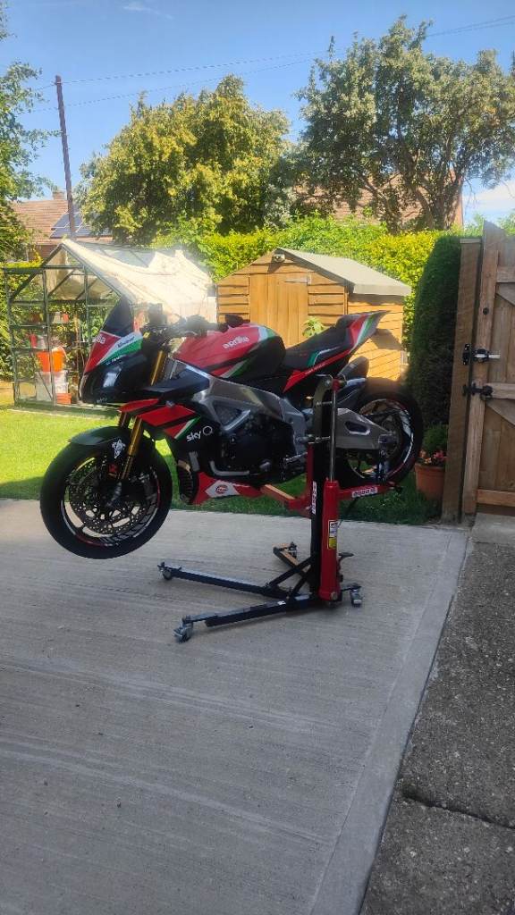 Aprilia, TUONO, 2020, 1077 (cc)