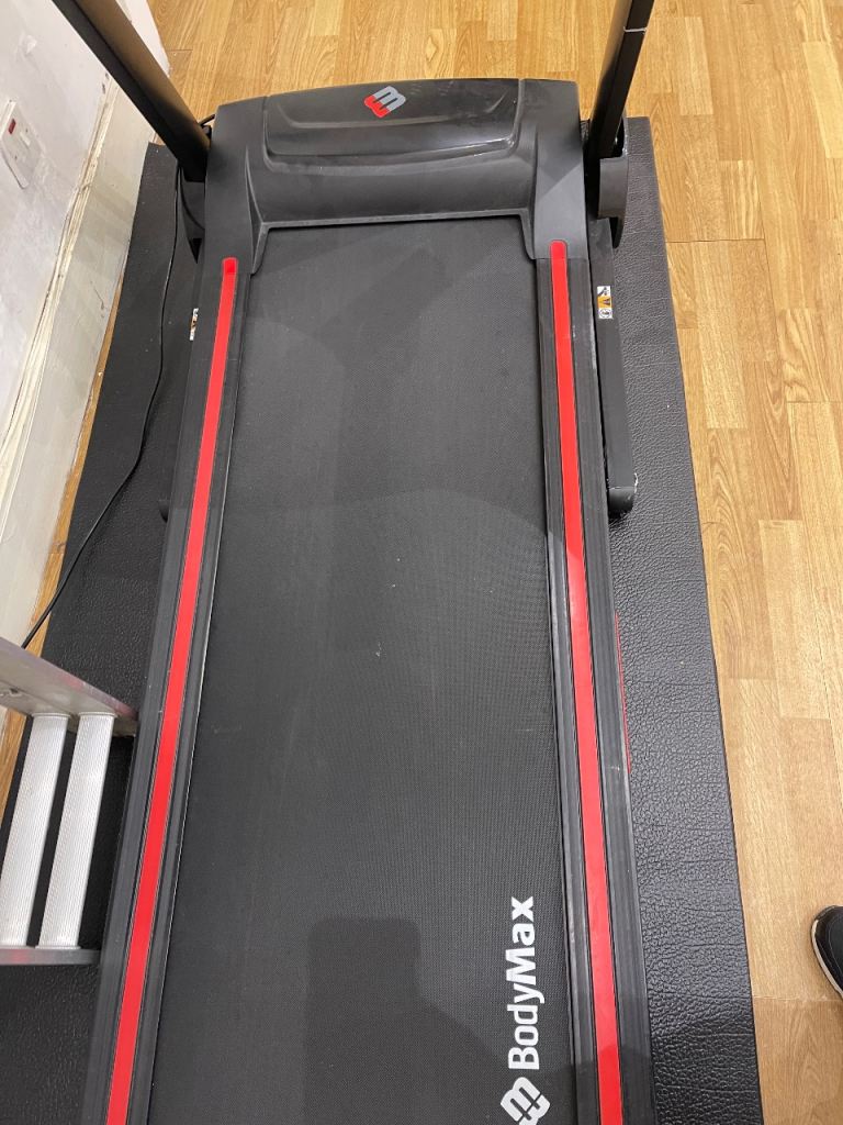 bodymax t60 folding treadmill RRP £1000