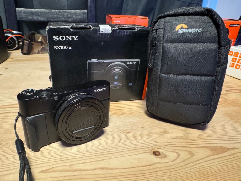 Sony RX100 VII Compact Digital Camera - Good Condition