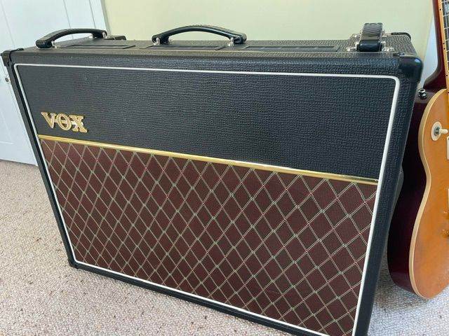 VOX AC30 C2 Guitar Amplifier – Pristine Condition