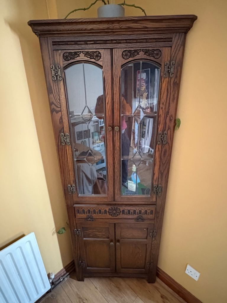 Vintage Old Charm Corner Display Cabinet - Tudor Brown