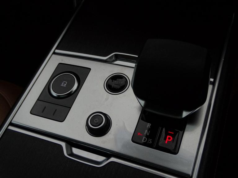 2022 Land Rover Range Rover 4.4 P530 V8 Autobiography Auto 4WD Euro 6 (s/s) 5dr (LWB, 7Seat) ESTA...