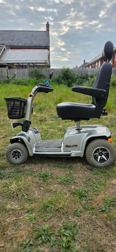 Celebrity x sport mobility scooter 