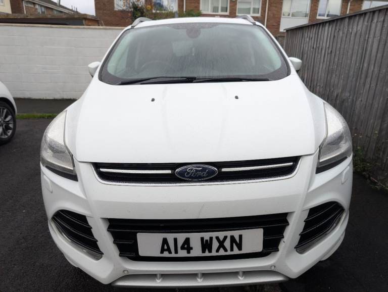 Ford, KUGA, Hatchback, 2015, Manual, 1997 (cc), 5 doors