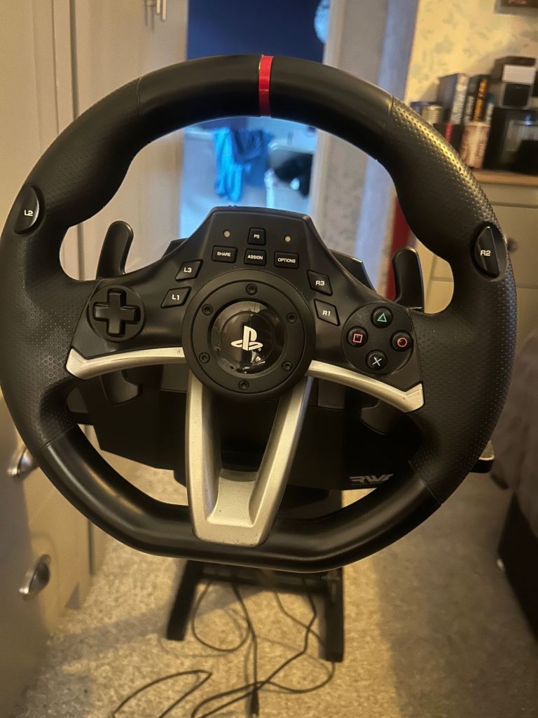 Hori ps steering  wheel and folding stand
