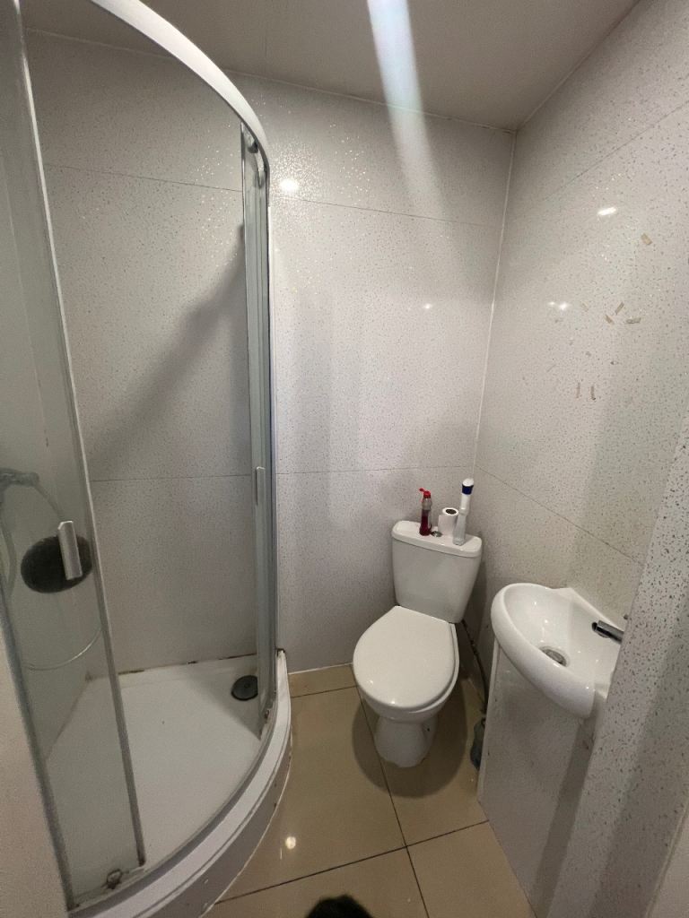 Dss Studio flat Harlesden 