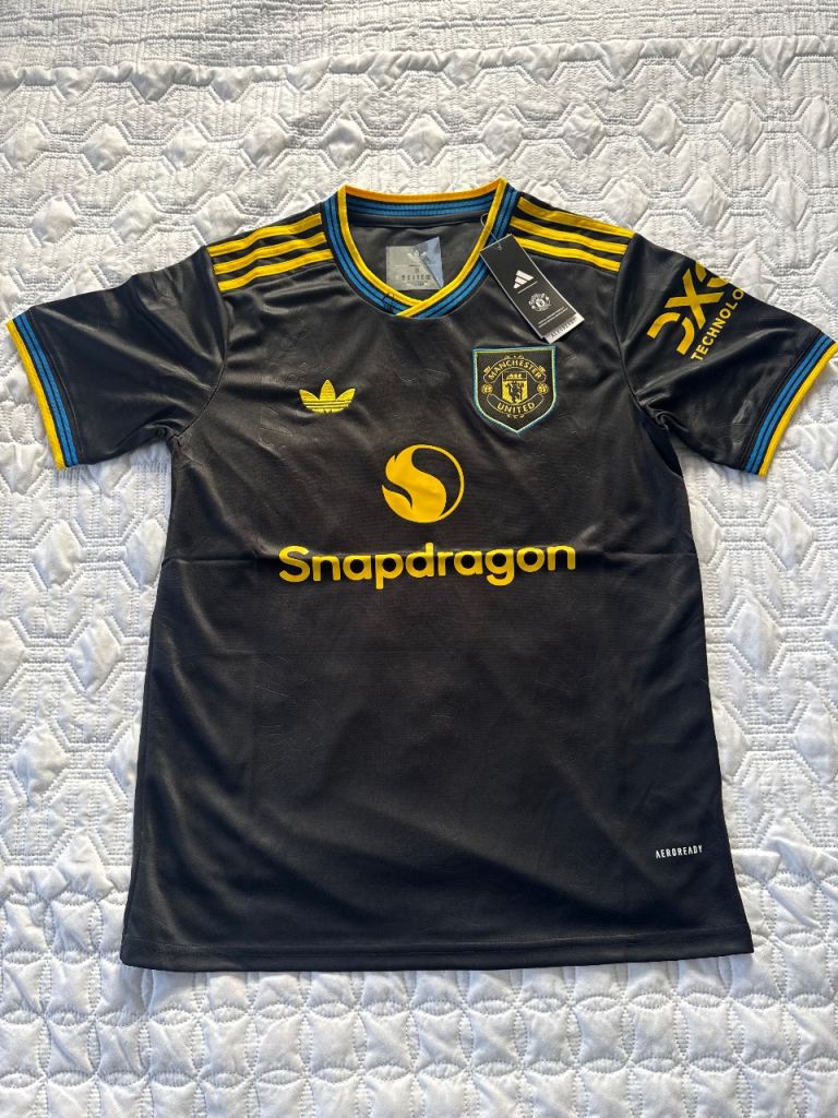 Manchester United Away Shirt