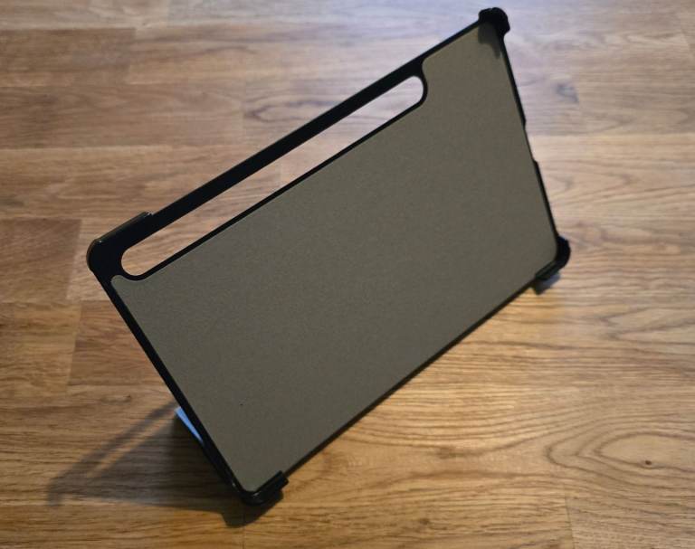 Samsung Galaxy Tab S8 Generic Smart Case - Like New 