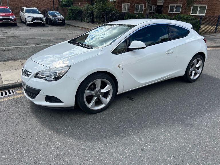 Vauxhall, GTC, Hatchback, 2015, Manual, 1364 (cc), 3 doors