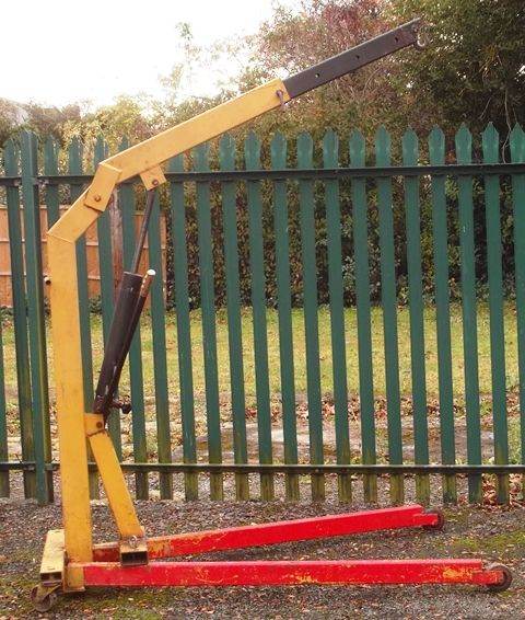 Engine Crane