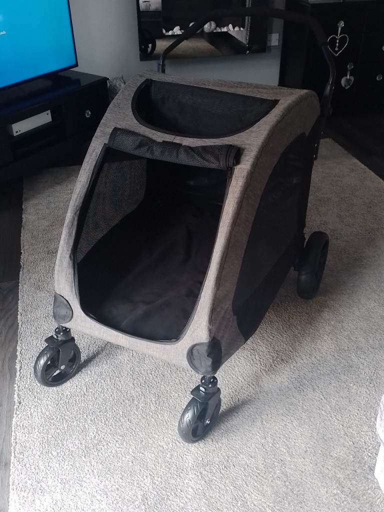 Large pet stroller / pram