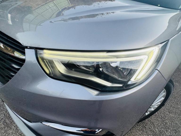 2019 Vauxhall Grandland X 1.5 Turbo D Tech Line Nav 5dr HATCHBACK DIESEL Manual