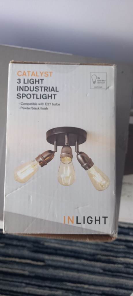 Brand New Catalyst 3 light industrial spotlight 