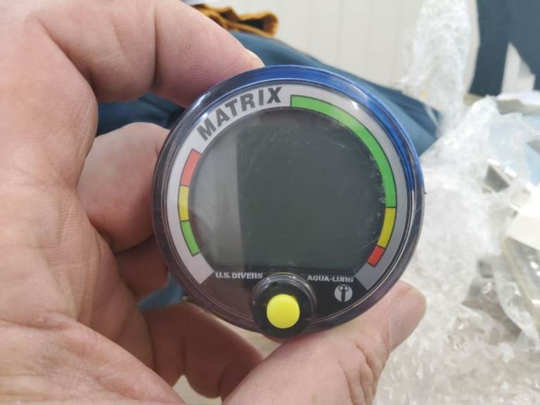 US Divers Aqua Lung 'Matrix' Dive Computer Puck with Manual, Serviced 3 Mar 2026