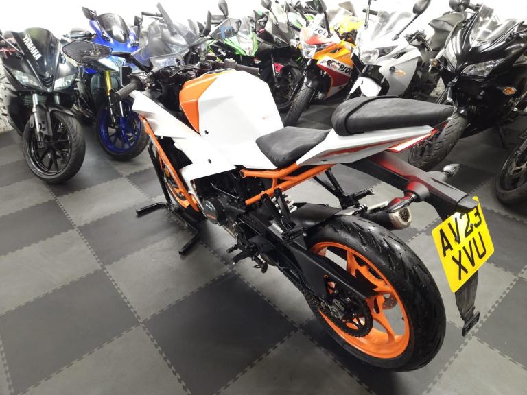 KTM RC 125 2023 Low mileage 