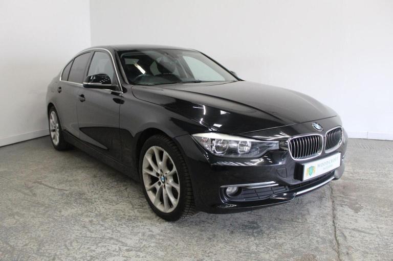 BMW 3 SERIES 2.0 320d Luxury Auto Euro 5 (s/s) 4dr 2014