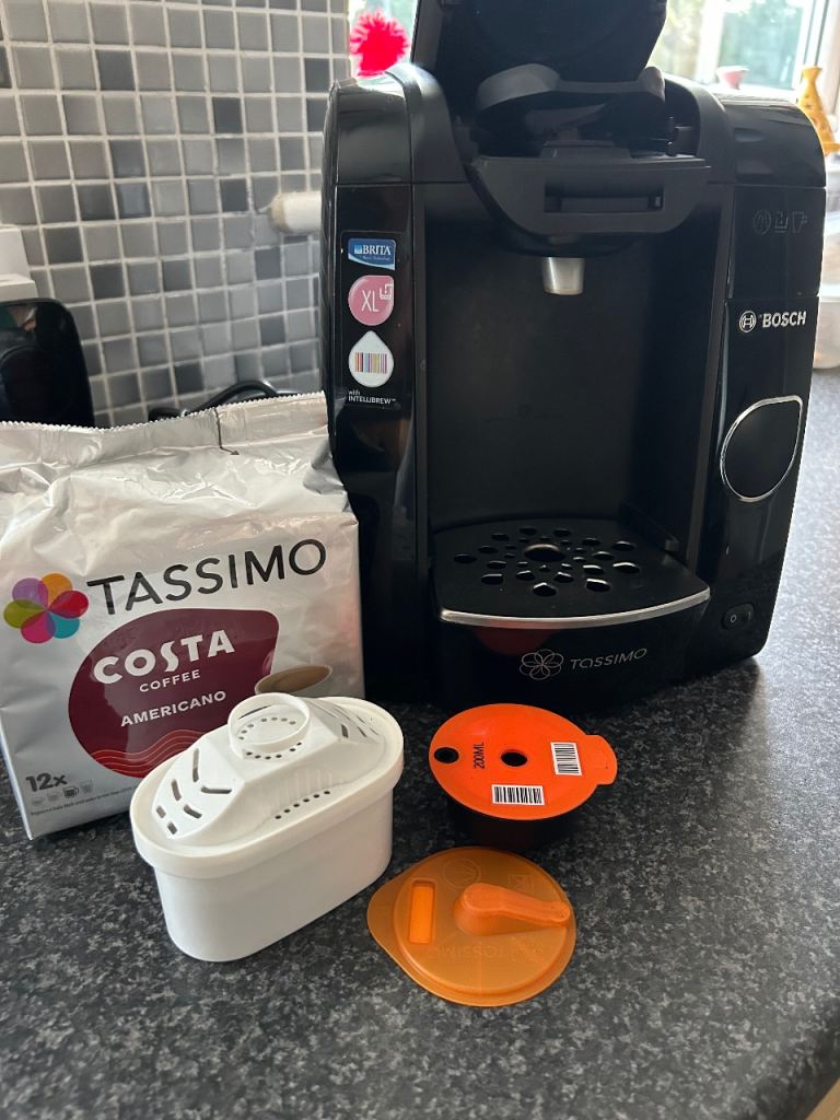 Bosch Tassimo Coffee Machine with Costa Americano Pods