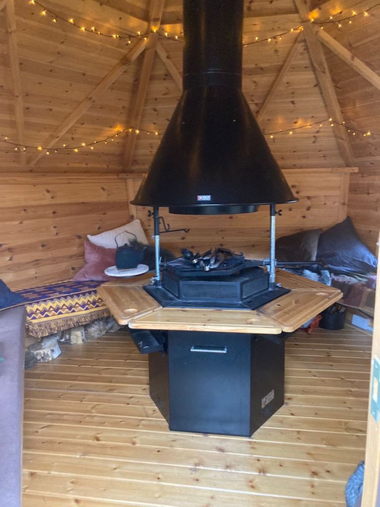 Complete BBQ Lodges Central Grill Unit & Full Chimney Kit