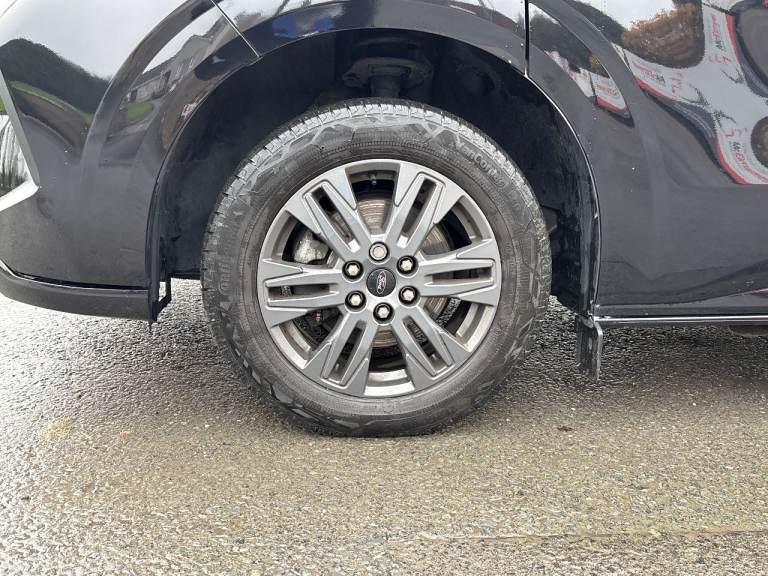 2024 Ford Tourneo Custom Family Wheelchair Accessible Vehicle 