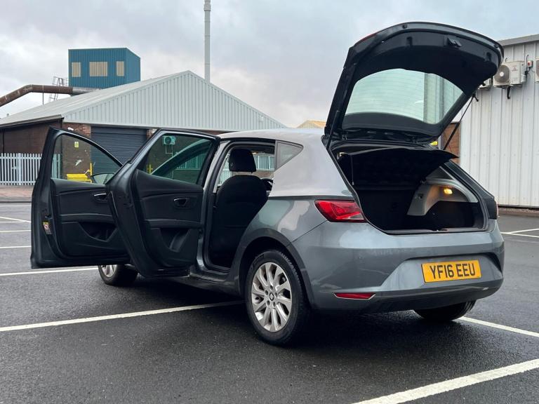 2016 SEAT Leon 1.6 TDI 110 SE Dynamic Technology 5dr DSG HATCHBACK Diesel Automatic