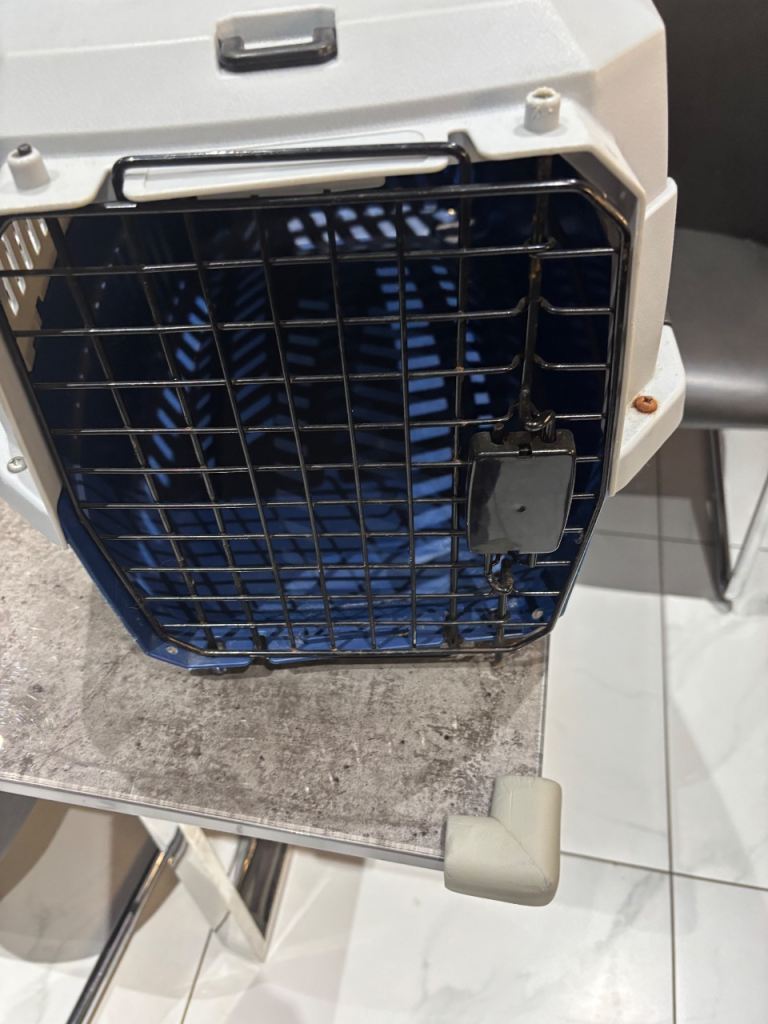 image for Pet carrier 