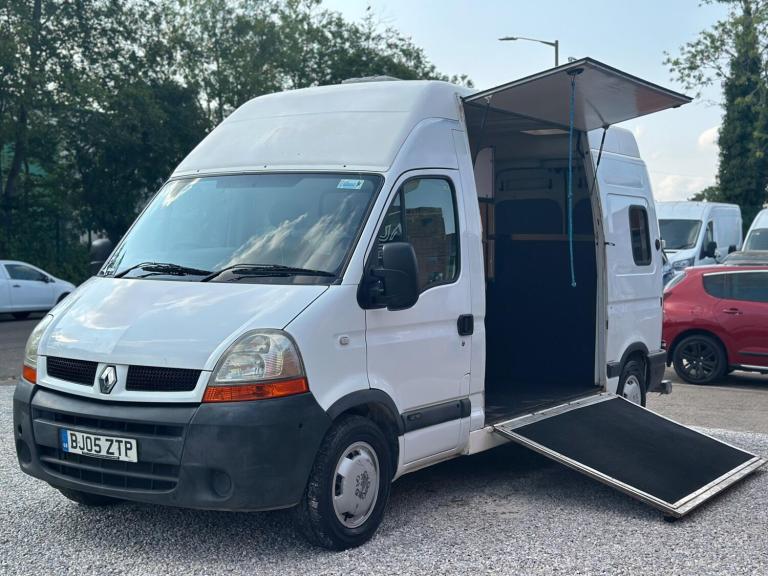 2005 Renault Master 2.5 TD dCi 35 FWD  L3 H3 HORSEBOX PANEL VAN Diesel Manual