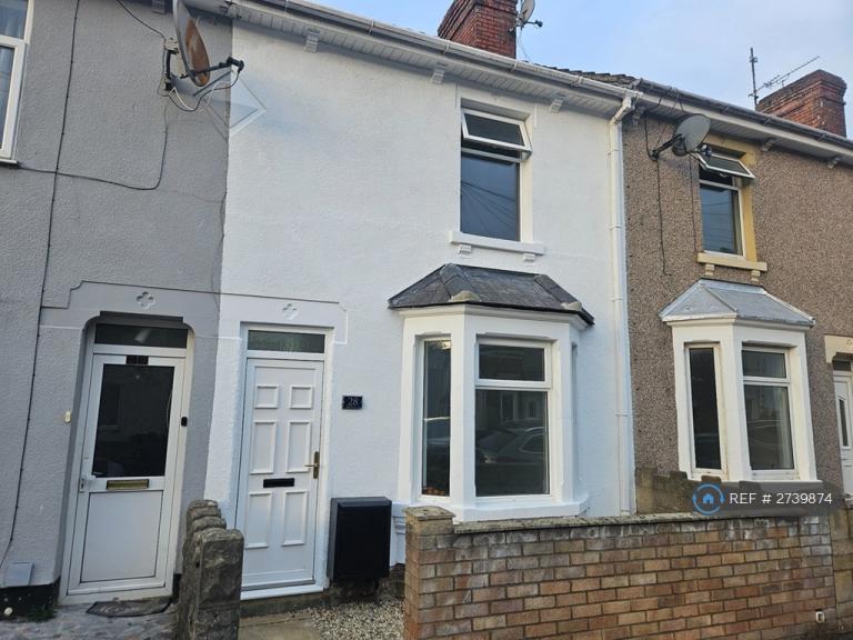 3 bedroom house in Maxwell St, Swindon, SN1 (3 bed) (#2739874)