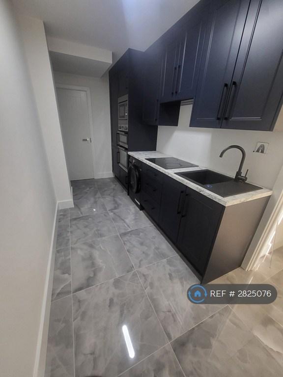 1 bedroom in Penton Harroway, Andover, SP11 (#2825076)