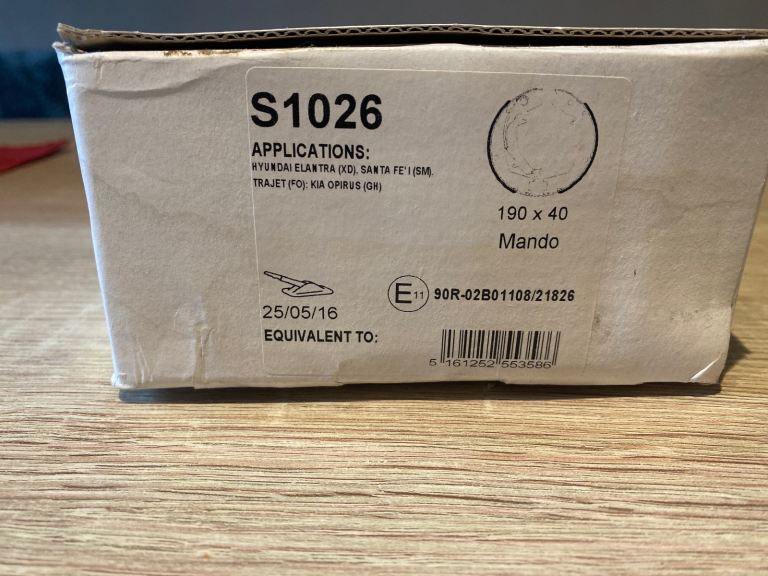 Brake Shoe set for Hyundai Trajet, Elantra, Santa Fe, Kia Oprius