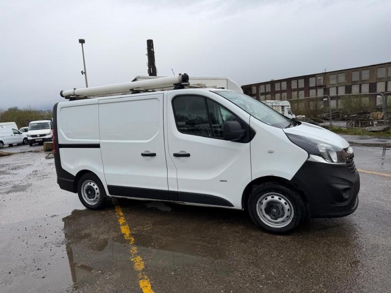 2017 VAUXHALL VIVARO SWB L1 PANEL VAN EURO6 DIRECT BT PRICE IS PLUS VAT 