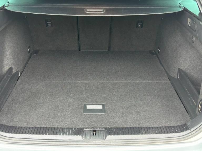 2020 20 VOLKSWAGEN PASSAT 2.0 TDI EVO R-LINE ESTATE 5DR DIESEL MANUAL EURO 6 (S/