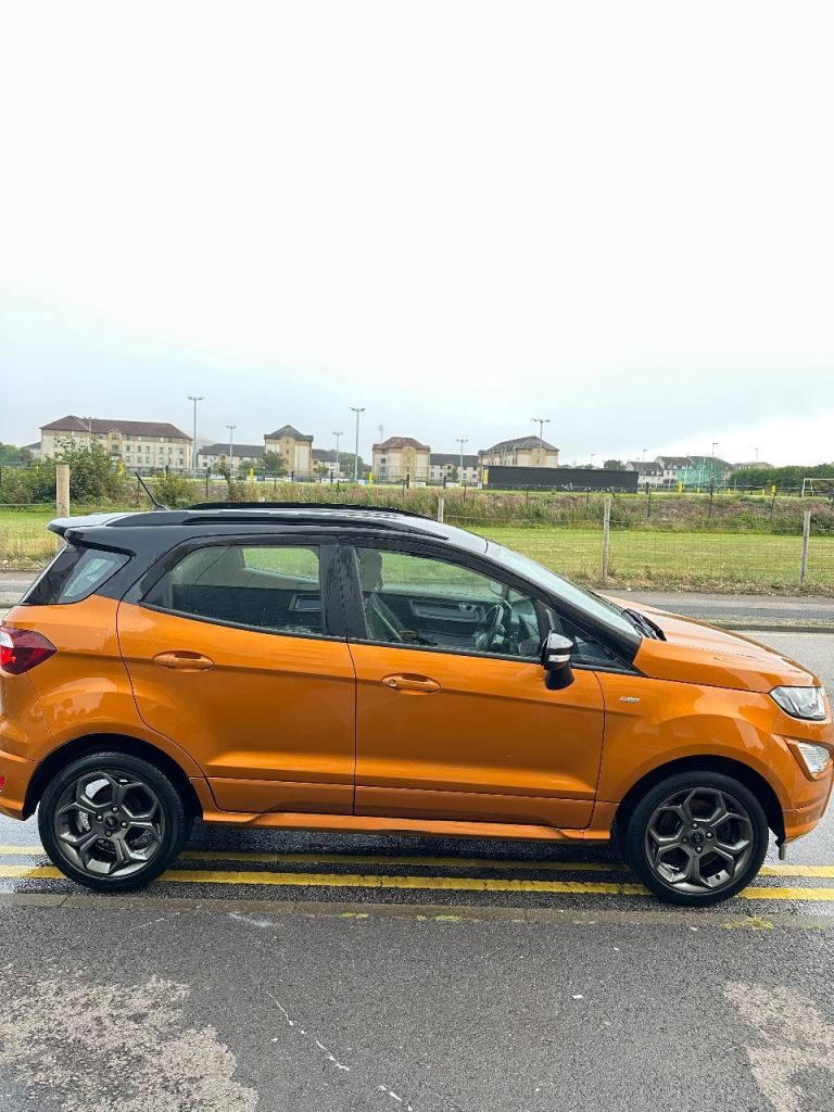 Ford Ecosport 2018 automatic petrol low mileage 