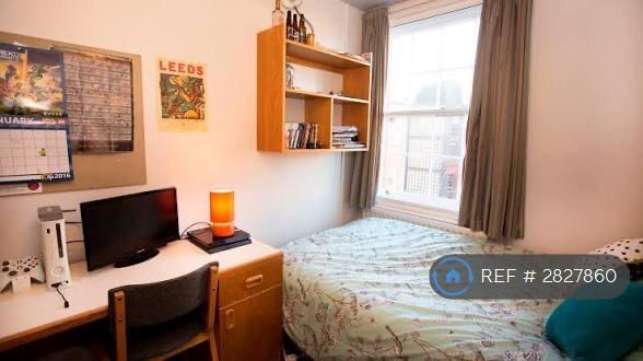 1 bedroom in Alexander Court, Leeds, LS1 (#2827860)