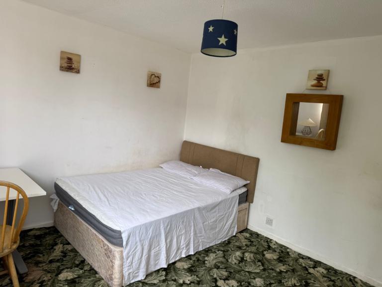 Double room for rent