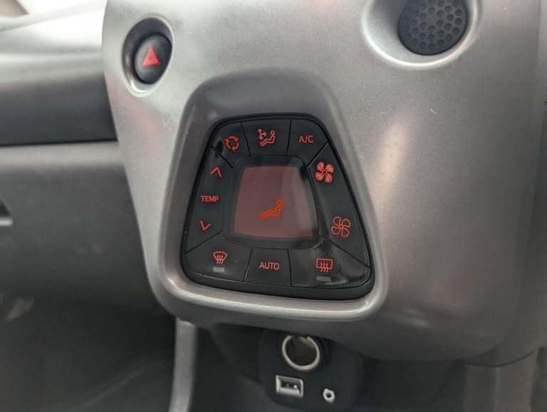 2020 Toyota AYGO 1.0 VVT-i x-trend Hatchback 5dr Petrol Manual Euro 6 (71 ps) - ALLOY, AIR C HATC...