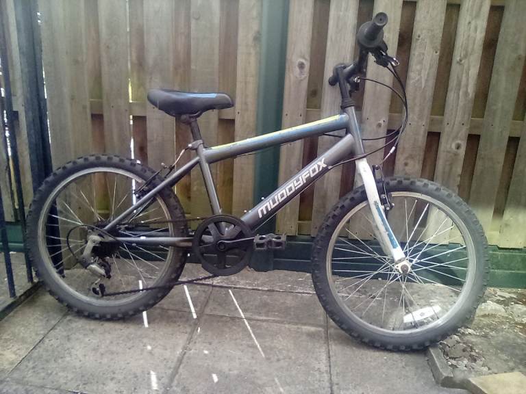 CHILD'S BIKE MUDDYFOX ENERGY 20 WITH 20" WHEELS 