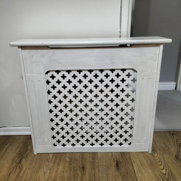 image for Small radiator cover 72 cm wide 67 cm high Costessey NR5 