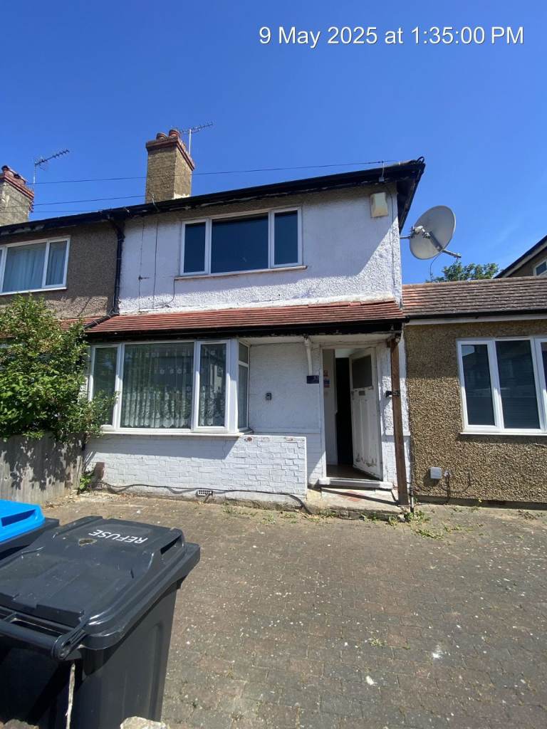 1 Bed Flat, Grange Rd, N18