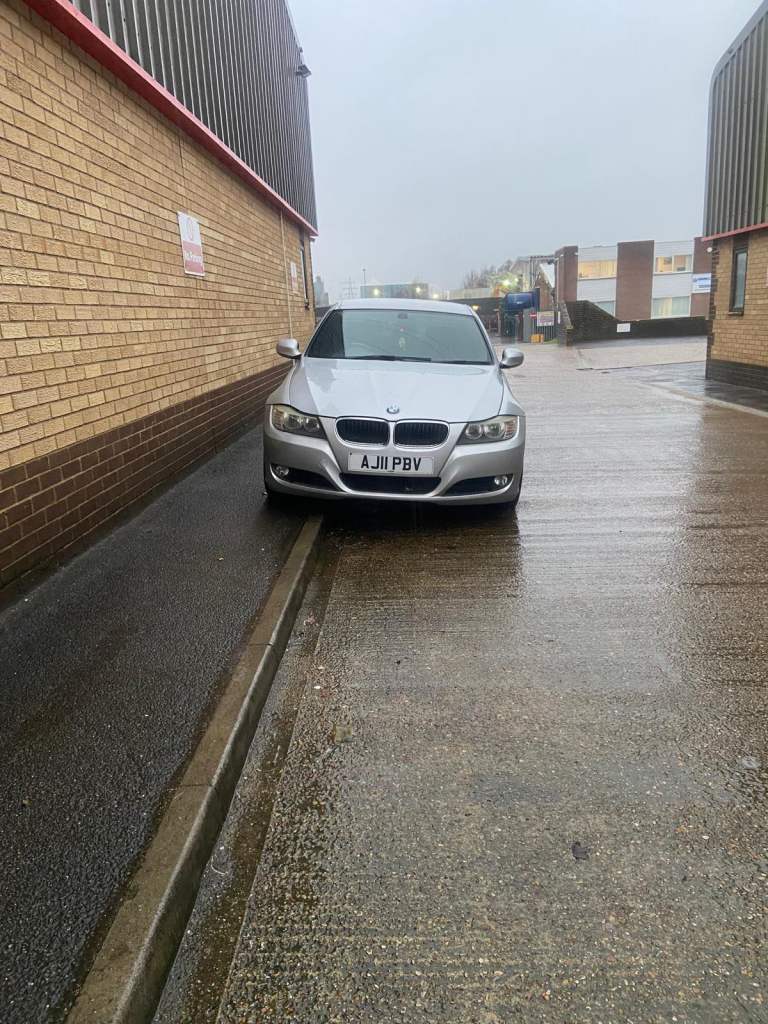 BMW, 3 SERIES, Saloon, 2011, Semi-Auto, 1995 (cc), 4 doors