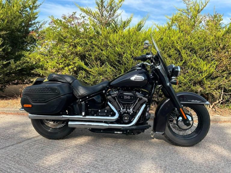 2022 22 HARLEY DAVIDSON SOFTAIL 1868 FLHCS HERITAGE CLASSIC CRUISER 2k TOURING
