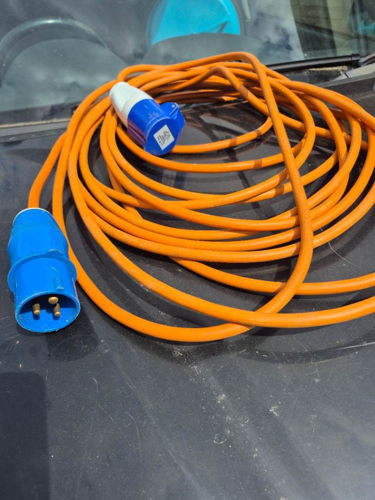Caravan 240 cable  10 meters 